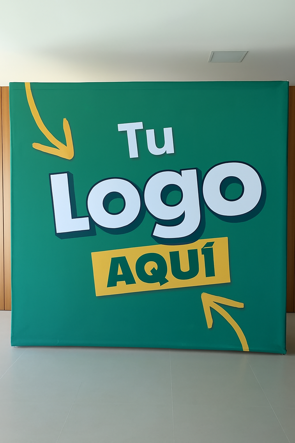 Fondo Retráctil Personalizado – ¡El Marco Perfecto para Tu Evento!